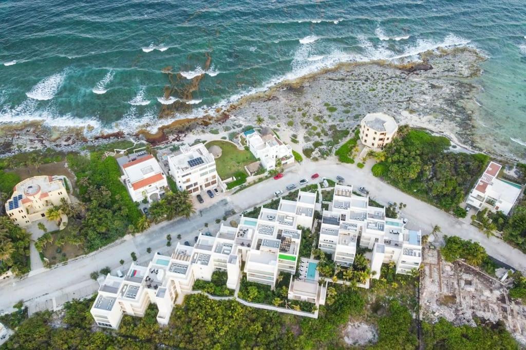 3 Bedroom Luxury Condo Next To Beach & Pools, Ac And Internet アクマル エクステリア 写真