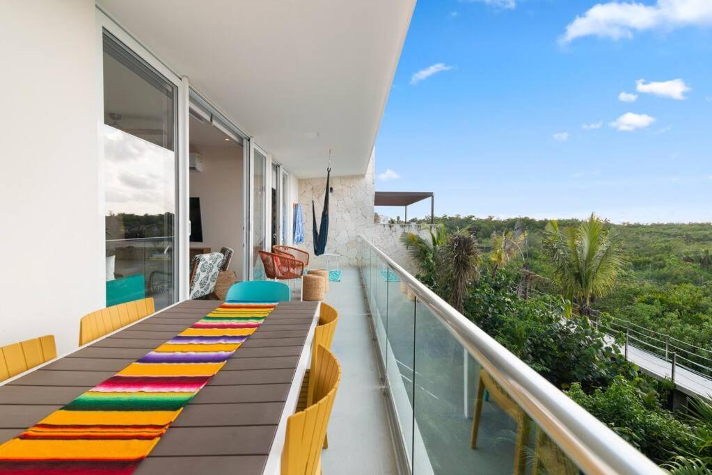 3 Bedroom Luxury Condo Next To Beach & Pools, Ac And Internet アクマル エクステリア 写真