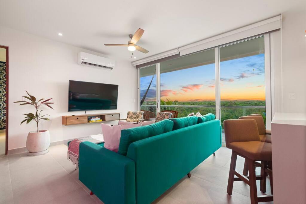 3 Bedroom Luxury Condo Next To Beach & Pools, Ac And Internet アクマル エクステリア 写真