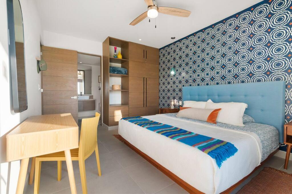 3 Bedroom Luxury Condo Next To Beach & Pools, Ac And Internet アクマル エクステリア 写真