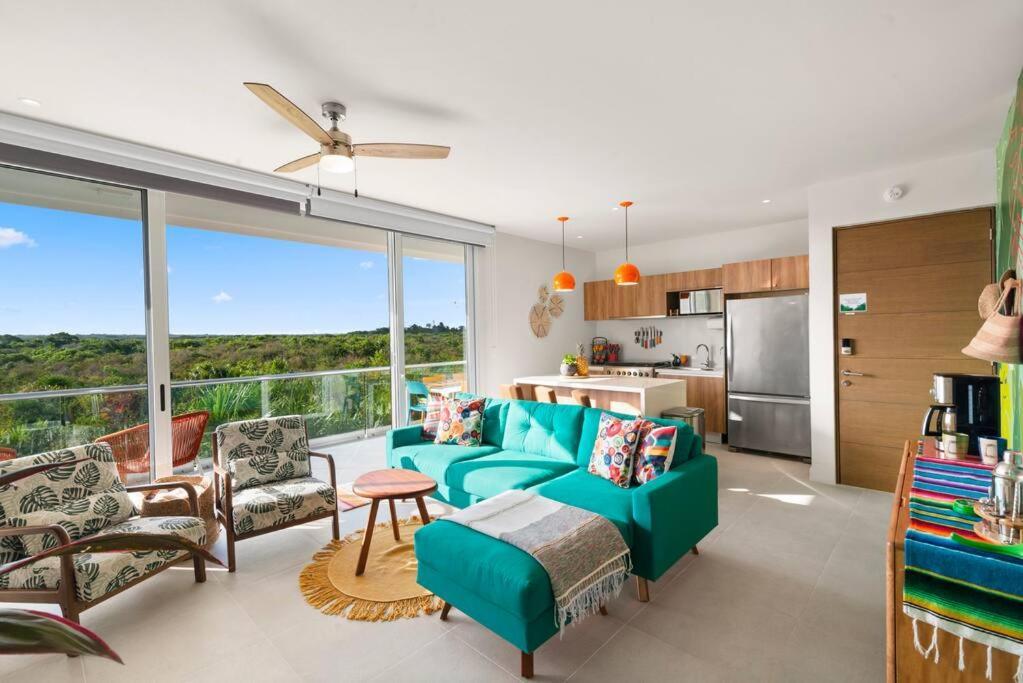 3 Bedroom Luxury Condo Next To Beach & Pools, Ac And Internet アクマル エクステリア 写真